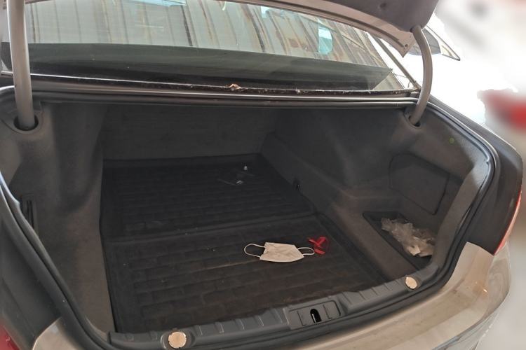 Used BMW 7 Series 2011 730Li Elegant Model Trunk