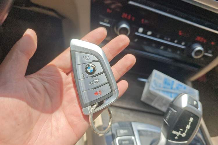 Used BMW 7 Series 2011 730Li Elegant Model Vehicle Key