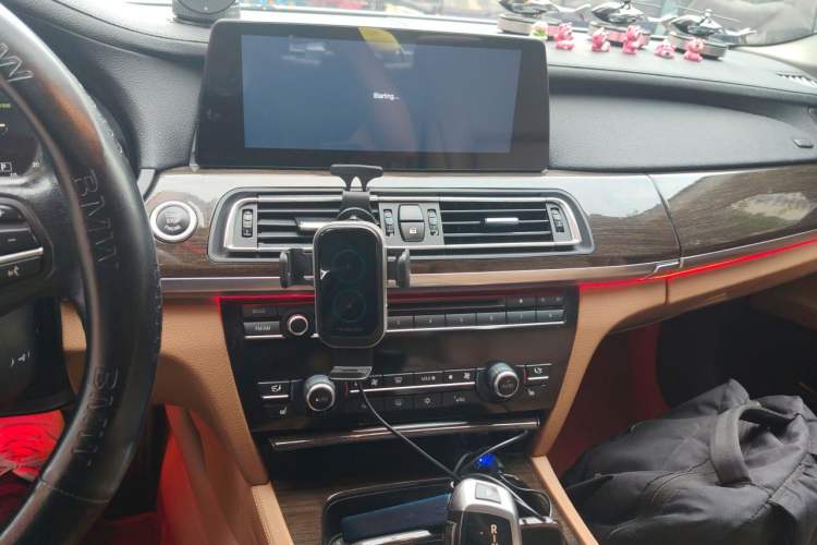 Used BMW 7 Series 2011 730Li Elegant Model Audio And AC Panel