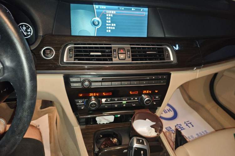 Used BMW 7 Series 2011 730Li Elegant Model Audio And AC Panel