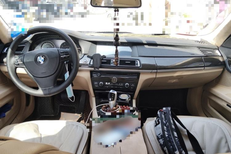 Used BMW 7 Series 2011 730Li Elegant Model Center Console