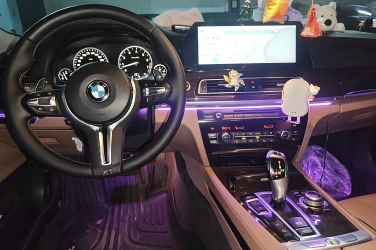 Used BMW 7 Series 2011 740Li Steinway Limited Edition Center Console