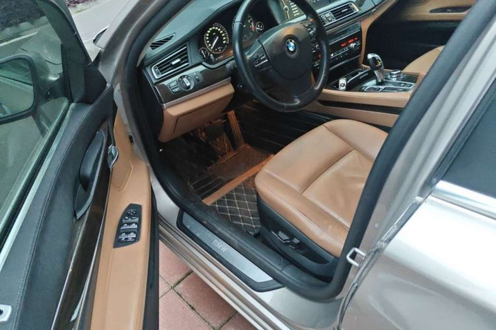 Used BMW 7 Series 2011 730Li Elegant Model Driver Seat