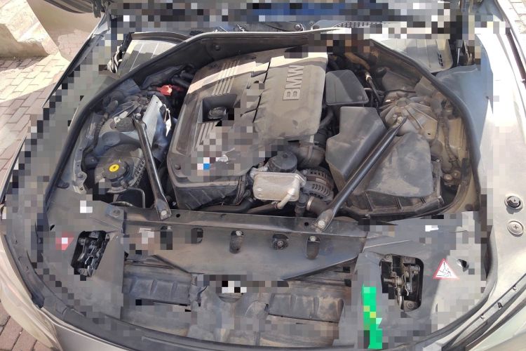 Used BMW 7 Series 2011 730Li Elegant Model Engine Bay