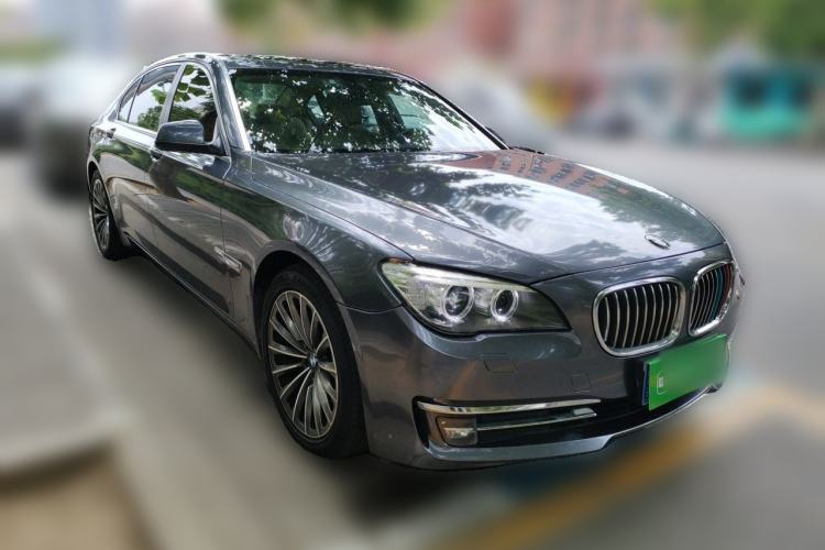 Used BMW 7 Series 2011 730Li Elegant Model Front Right 45 Deg