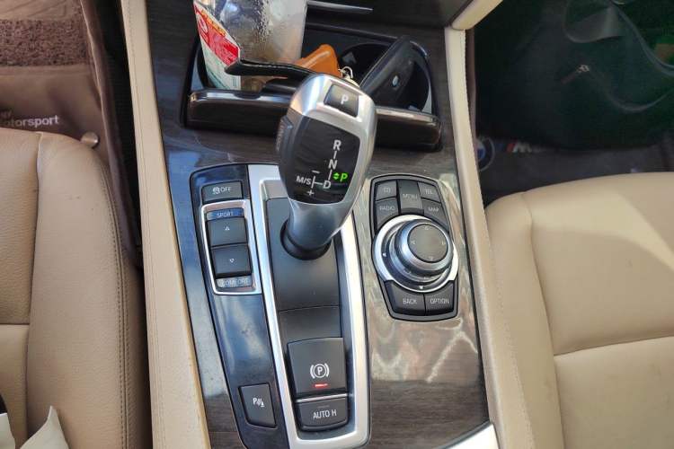 Used BMW 7 Series 2011 730Li Elegant Model Gear Lever
