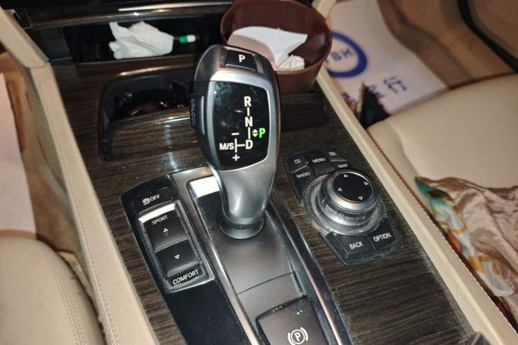 Used BMW 7 Series 2011 730Li Elegant Model Gear Lever