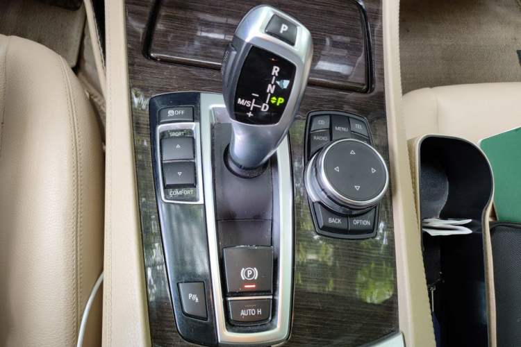 Used BMW 7 Series 2011 730Li Elegant Model Gear Lever
