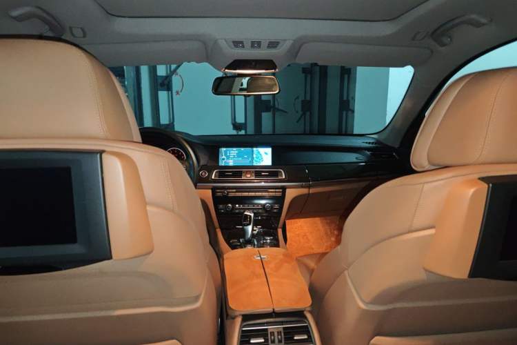 Used BMW 7 Series 2011 730Li Elegant Model Headliner