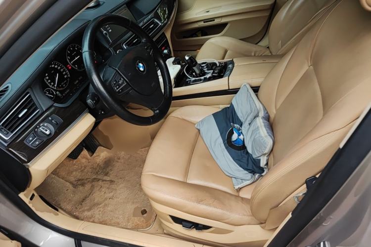 Used BMW 7 Series 2011 730Li Elegant Model Left Front Seat