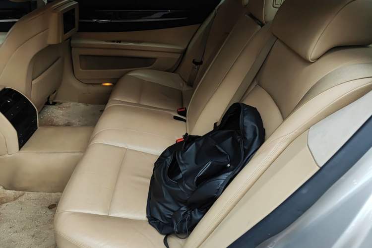 Used BMW 7 Series 2011 730Li Elegant Model Left Rear Seat