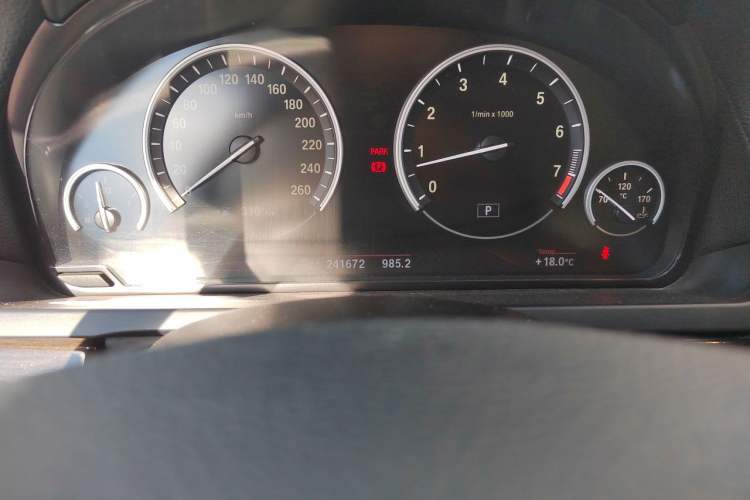 Used BMW 7 Series 2011 730Li Elegant Model Odometer Close Up