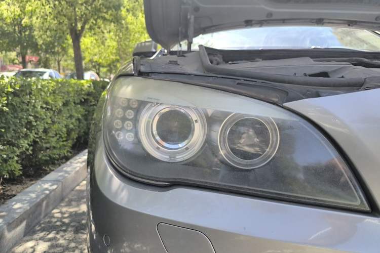 Used BMW 7 Series 2011 730Li Elegant Model Right Front Headlight