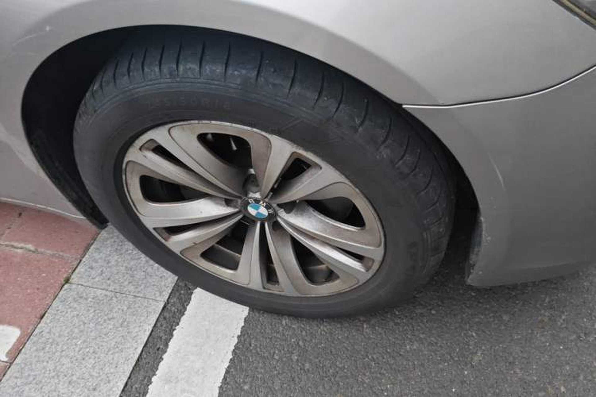 Used BMW 7 Series 2011 730Li Elegant Model Right Front Wheel Hub