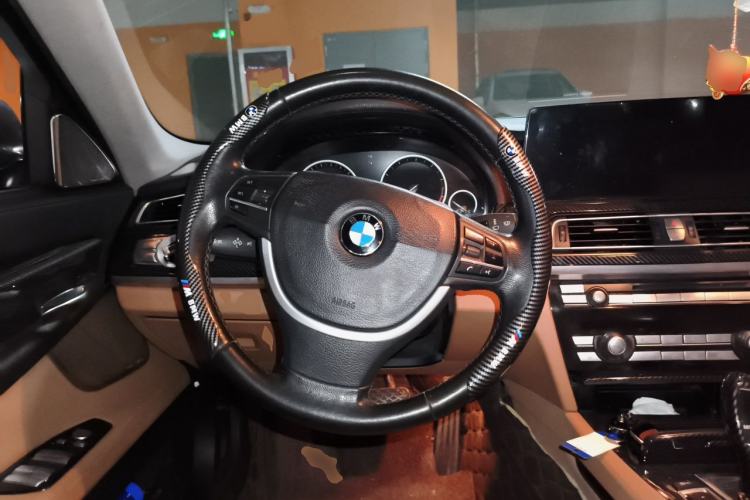 Used BMW 7 Series 2011 730Li Elegant Model Steering Wheel