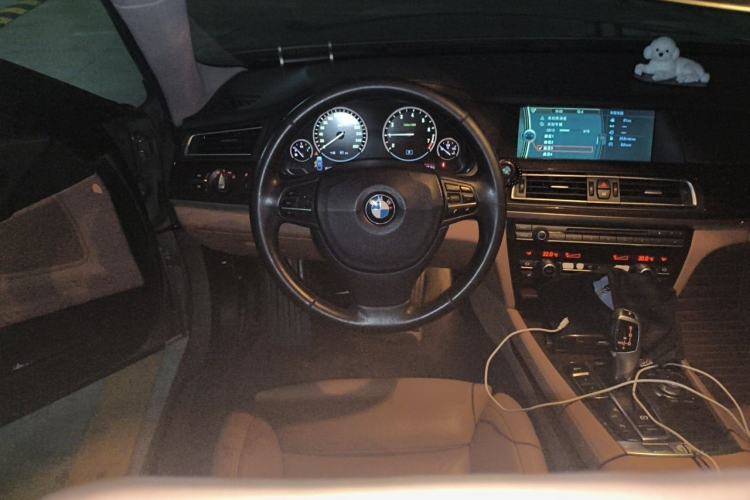 Used BMW 7 Series 2011 730Li Elegant Model Steering Wheel