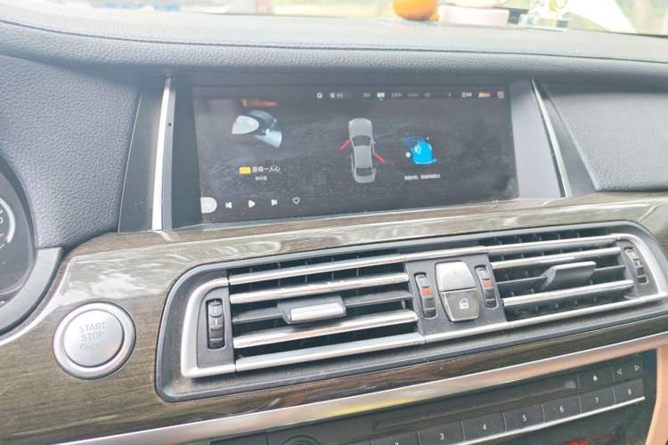 Used BMW 7 Series 2011 730Li Elegant Model Audio And AC Panel