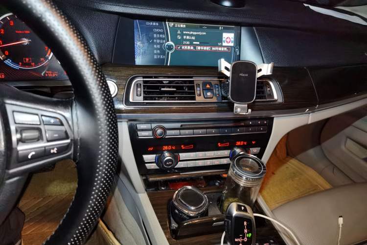 Used BMW 7 Series 2011 730Li Elegant Model Audio And AC Panel