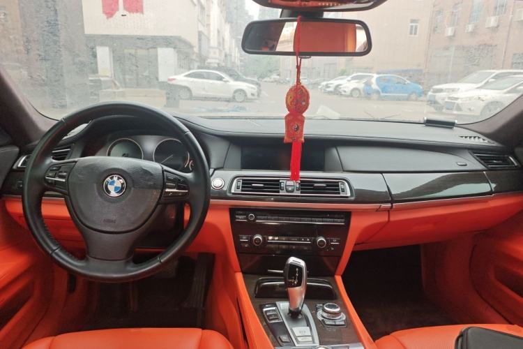Used BMW 7 Series 2011 730Li Elegant Model Center Console