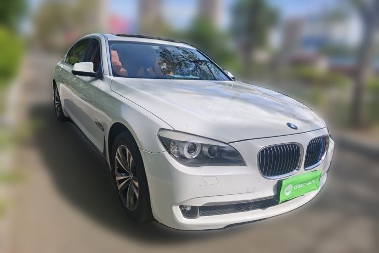 Used BMW 7 Series  Front Right 45 Deg