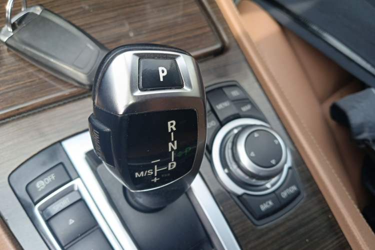 Used BMW 7 Series 2011 730Li Elegant Model Gear Lever