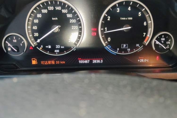 Used BMW 7 Series 2011 730Li Elegant Model Odometer Close Up