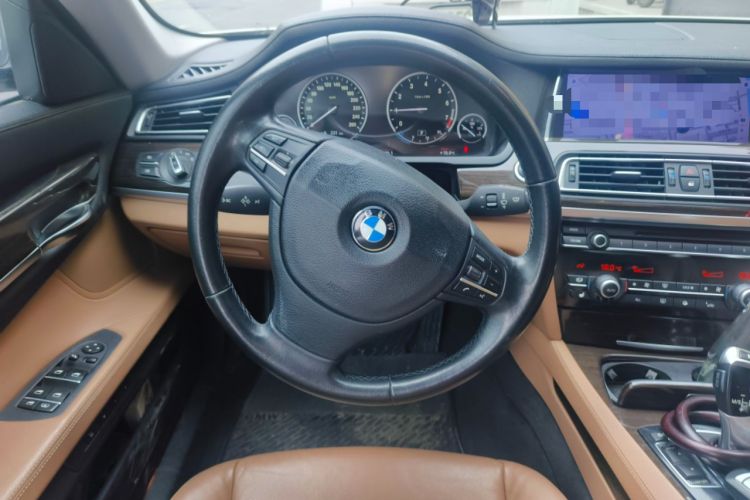 Used BMW 7 Series 2011 730Li Elegant Model Steering Wheel