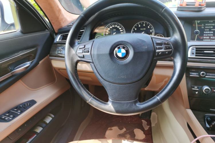 Used BMW 7 Series 2011 730Li Elegant Model Steering Wheel