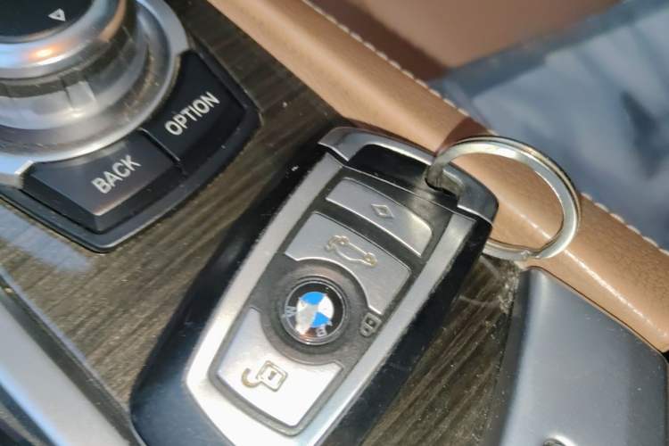 Used BMW 7 Series 2011 730Li Elegant Model Vehicle Key