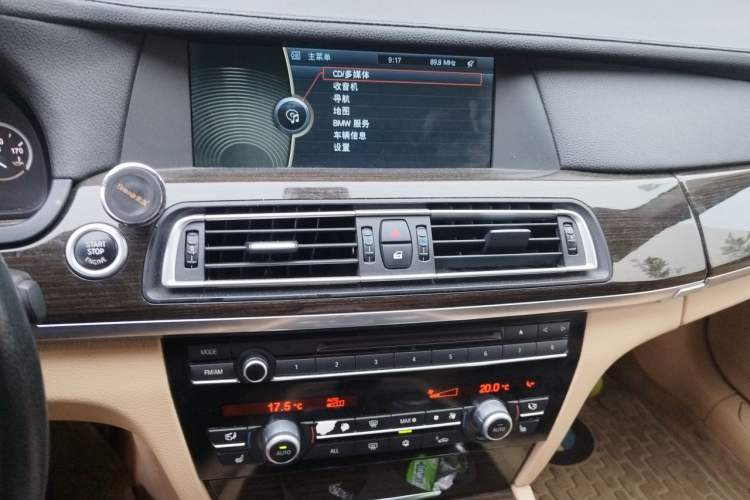 Used BMW 7 Series 2011 730Li Elegant Model Audio And AC Panel