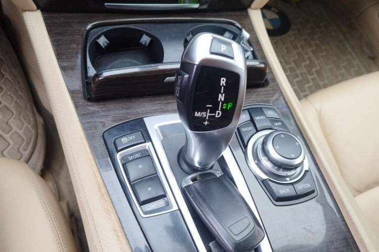 Used BMW 7 Series 2011 730Li Elegant Model Gear Lever