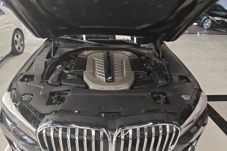Used BMW 7 Series 2012 760Li 25th Anniversary Limited Edition Engine Bay