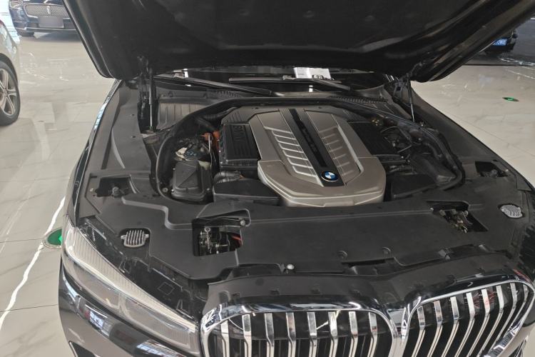 Used BMW 7 Series 2012 760Li 25th Anniversary Limited Edition Engine Bay Right