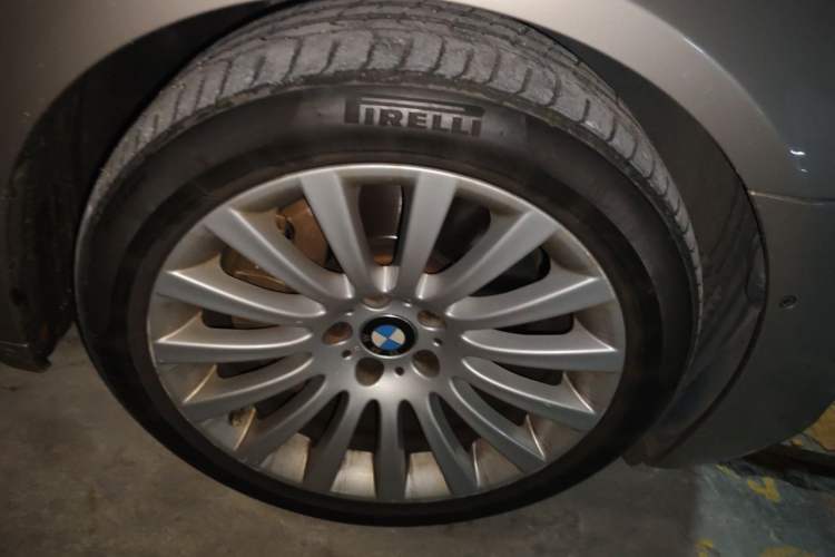 Used BMW 7 Series 2012 760Li 25th Anniversary Limited Edition Right Front Wheel Hub