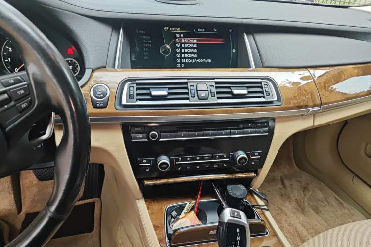 Used BMW 7 Series 2013 740Li Luxury Model Audio And AC Panel