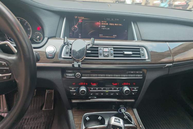Used BMW 7 Series 2013 740Li xDrive Audio And AC Panel