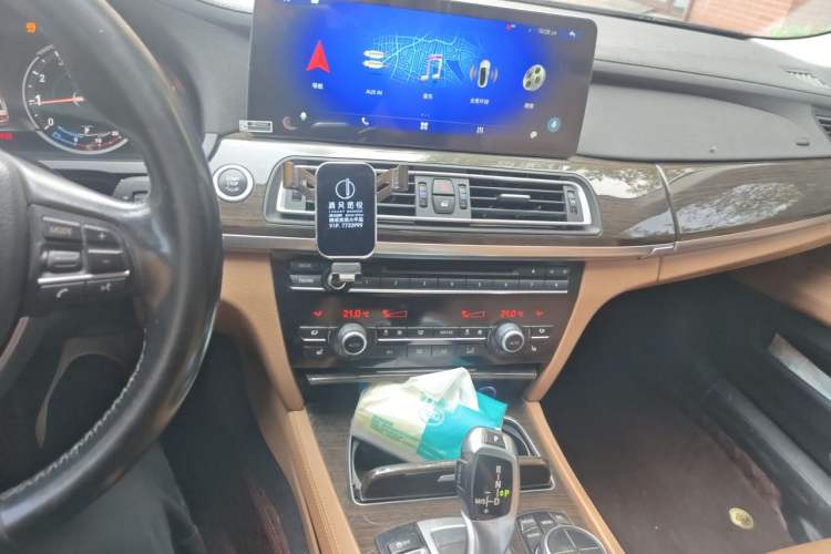 Used BMW 7 Series 2013 730Li Leading Model Audio And AC Panel
