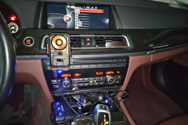 Used BMW 7 Series 2013 730Li Luxury Model Audio And AC Panel