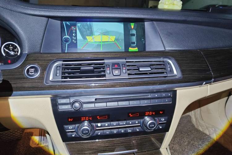 Used BMW 7 Series 2013 730Li Luxury Model Audio And AC Panel