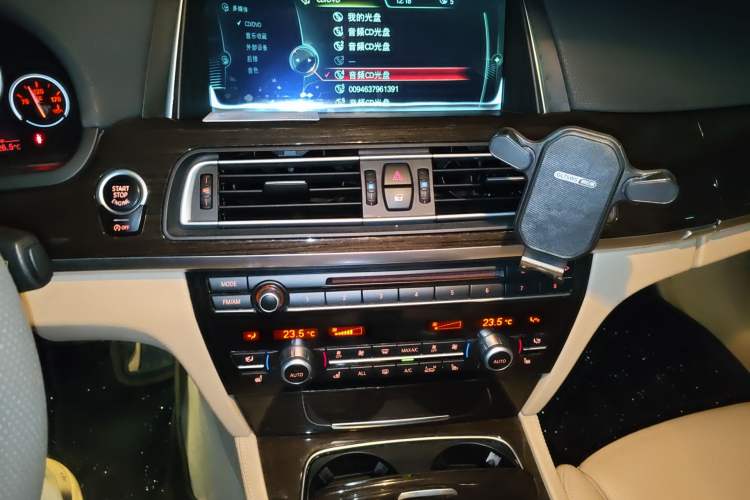 Used BMW 7 Series 2013 740Li xDrive Audio And AC Panel