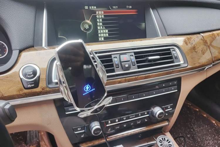 Used BMW 7 Series 2013 740Li Luxury Model Audio And AC Panel