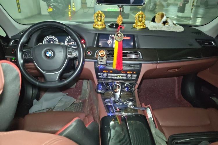 Used BMW 7 Series 2013 730Li Luxury Model Center Console