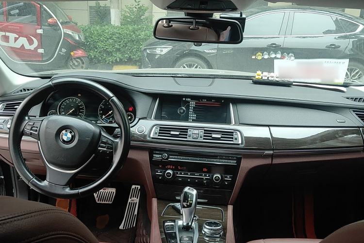 Used BMW 7 Series 2013 730Li Leading Model Center Console