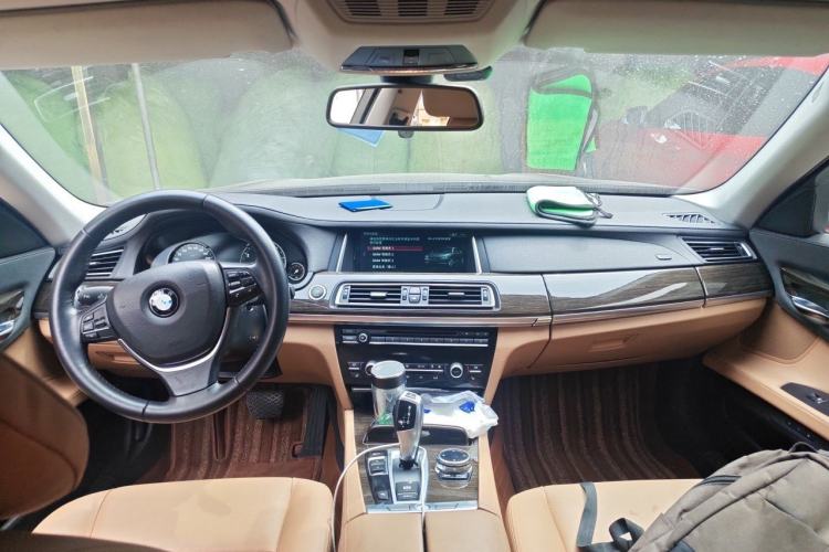 Used BMW 7 Series 2013 730Li Leading Model Center Console
