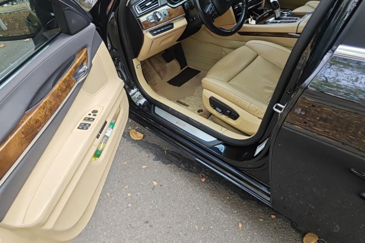 Used BMW 7 Series 2013 740Li Luxury Model Driver Seat