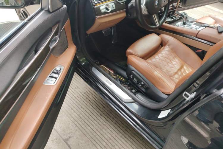 Used BMW 7 Series 2013 730Li Leading Model Driver Seat