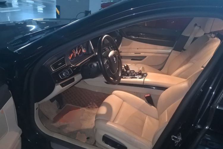 Used BMW 7 Series 2013 740Li Leading Model Driver Seat