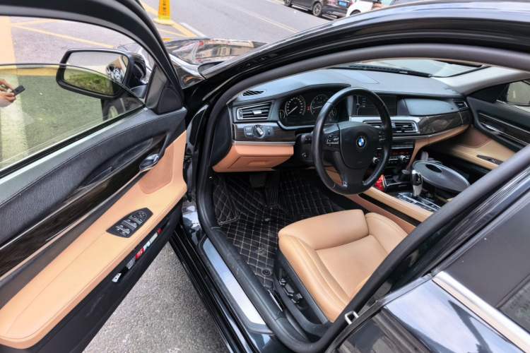 Used BMW 7 Series 2013 730Li Luxury Model Driver Seat