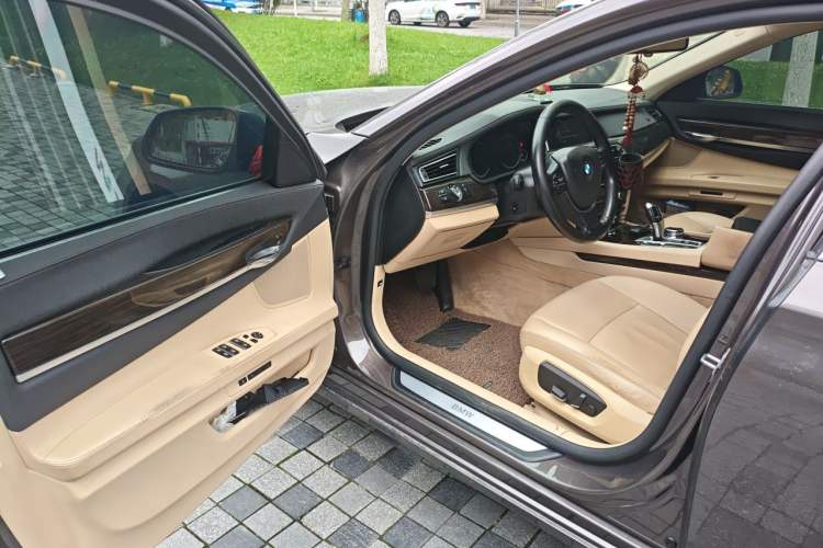 Used BMW 7 Series 2013 730Li Leading Model Driver Seat