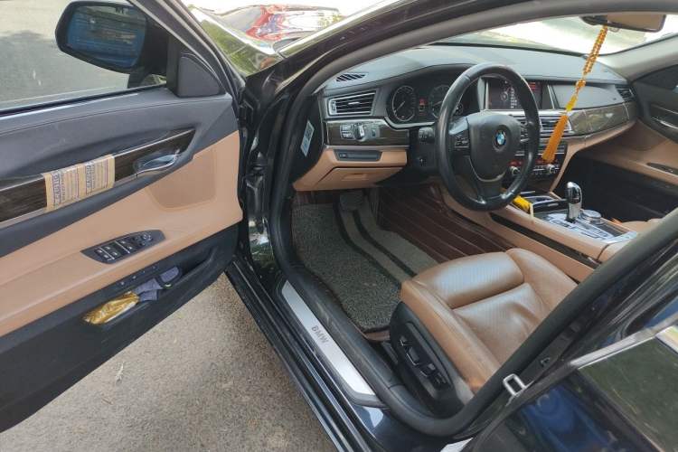 Used BMW 7 Series 2013 740Li Leading Model Driver Seat
